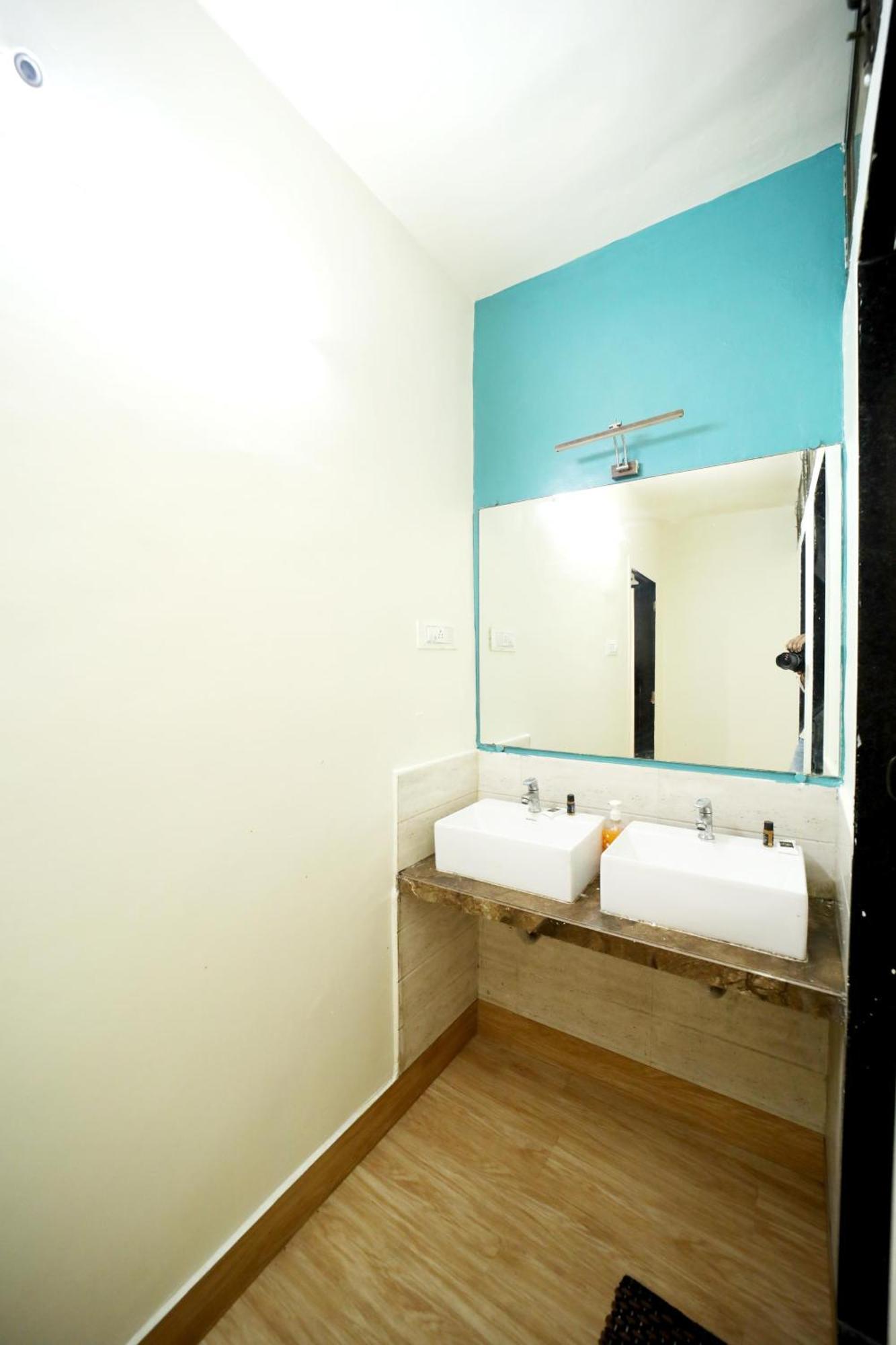 Social Hubz Hostel Mumbai Eksteriør bilde